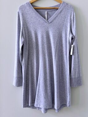 NEW SOMA CozyLuxe Sleep Shirt Women's Medium Blue Long Sleeve V Neck